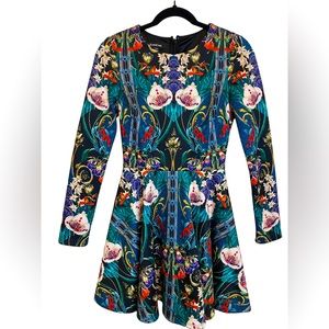 BEBE Quilted Long Sleeve Dress Size XS